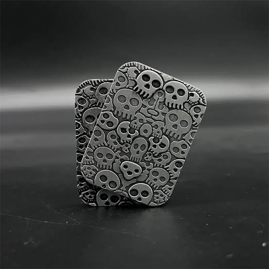 skull pattern push card